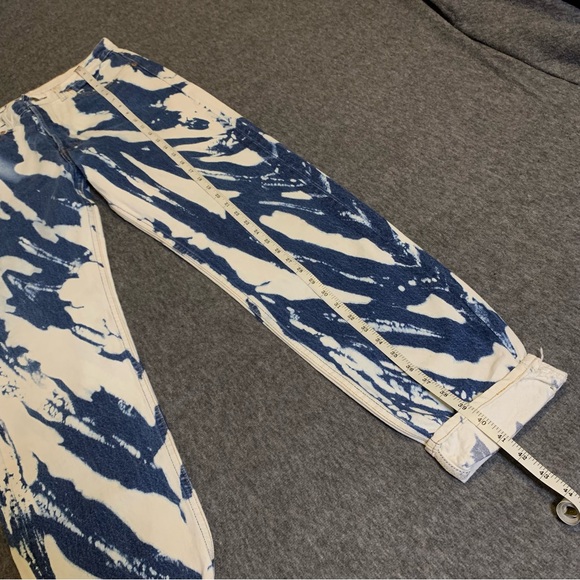 Womans Levis High Waisted Bleached Jeans - Picture 5 of 12